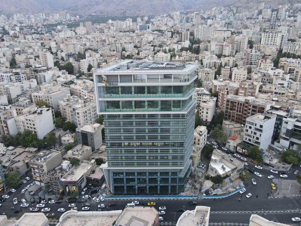 ساختمان تجاری اداری ریبون تهران