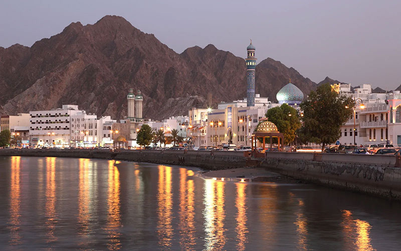 بالاخره امارات یا عمان؟ زندگی، کار و تحصیل مهاجرت