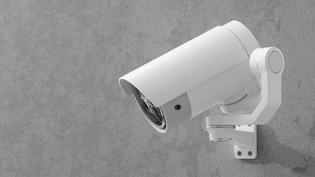 دوربین مداربسته سیمی بهتر است یا بی‌سیم؟