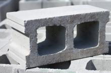 بلوک پرلیتی چه کاربردهایی در صنعت ساختمان دارد؟